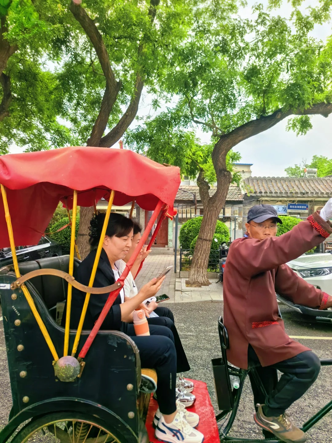 Beijing Hutong Tour by Rickshaws 02